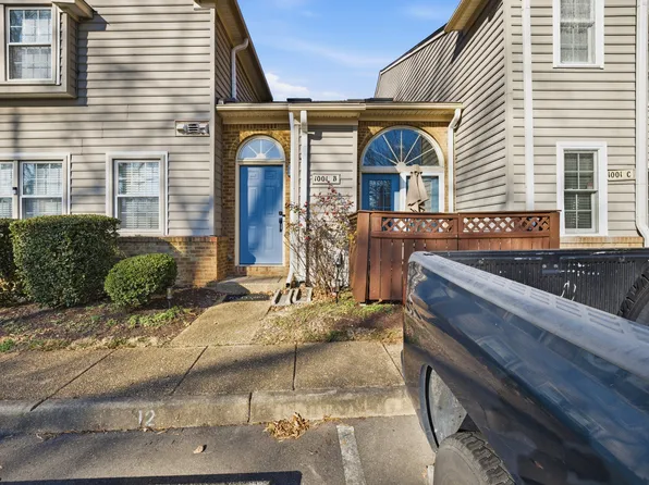 1001 Saint Andrews Way APT B, Chesapeake, VA 23320