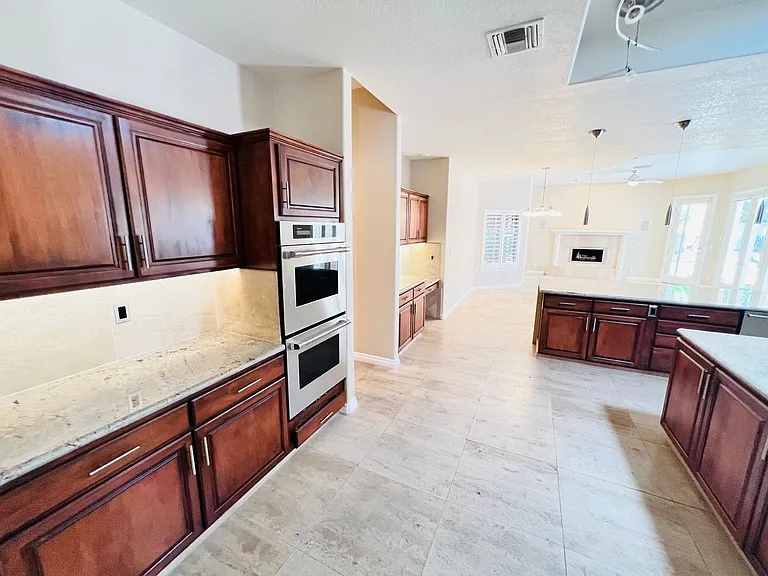 7408 Silver Palm Ave — Photo 20