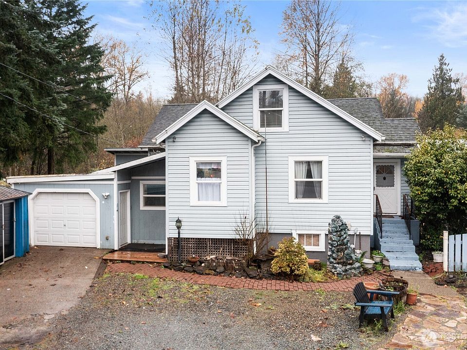 1st image of 2814 Pioneer Way E