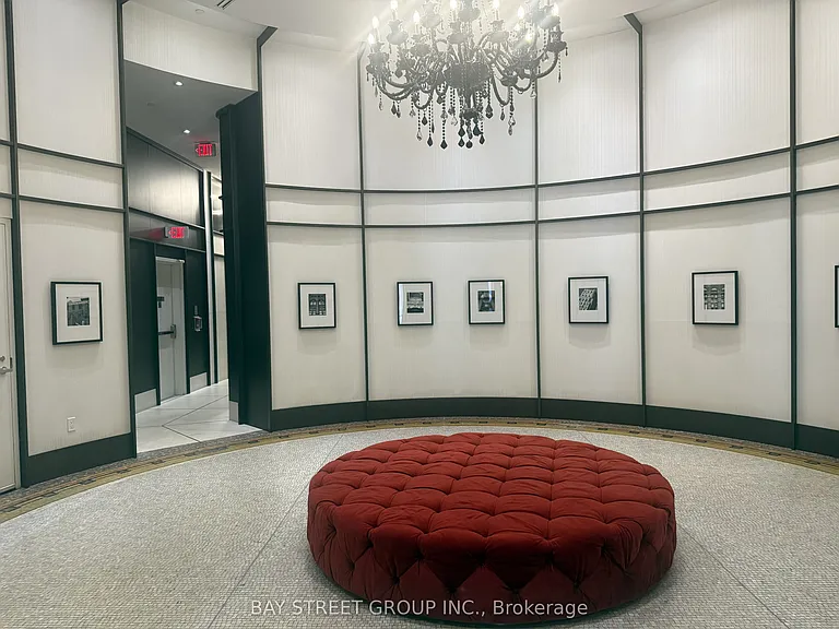 197 Yonge St #1709 — Photo 22