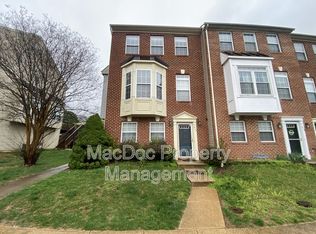413 Dundee Pl, Fredericksburg, VA 22405