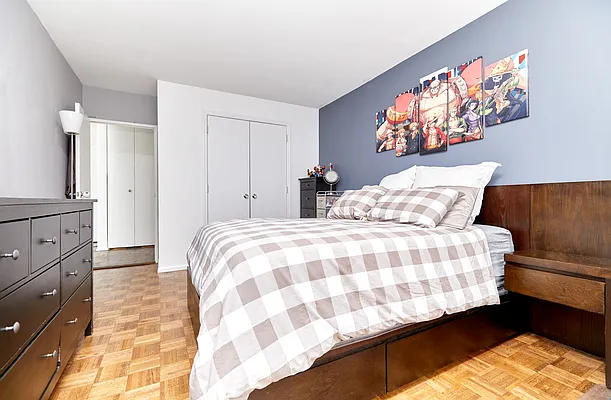 Sold by PocketBroker Inc | media 6