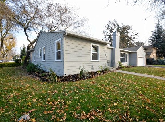 3rd image of 2934 Kensington Way