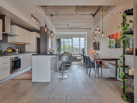 2nd image of 41 Ossington Ave #405
