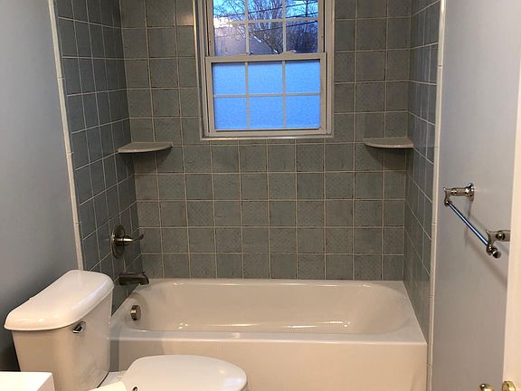 4th image of 22902 Allen Ct