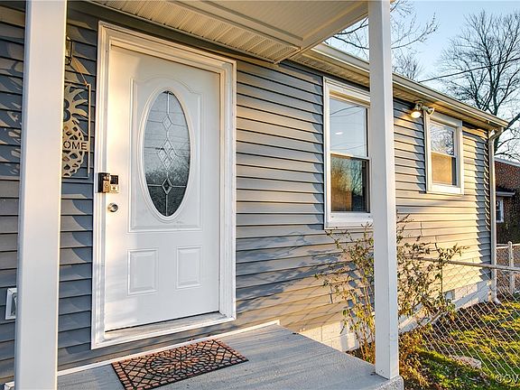 4th image of 13 N Cedar Ave