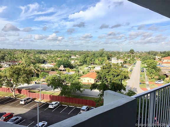 3rd image of 1200 NE Miami Gardens Dr APT 701