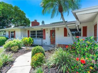 402 Lyons Bay Rd, Nokomis, FL 34275