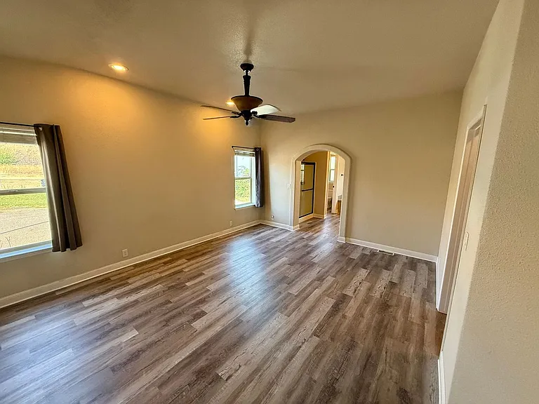 20324 Clearwater Dr — Photo 25