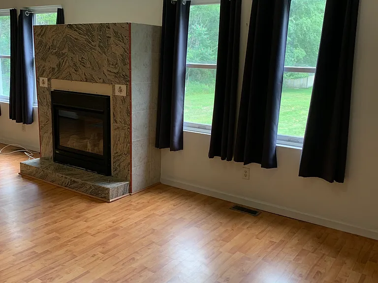 6105 Dacola Shores Rd — Photo 3