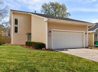 4513 84th St, Urbandale, IA 50322