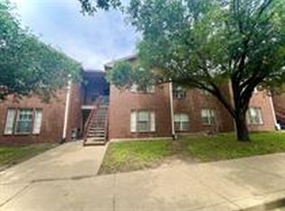 907 Balcones Dr APT 109, College Station, TX 77845
