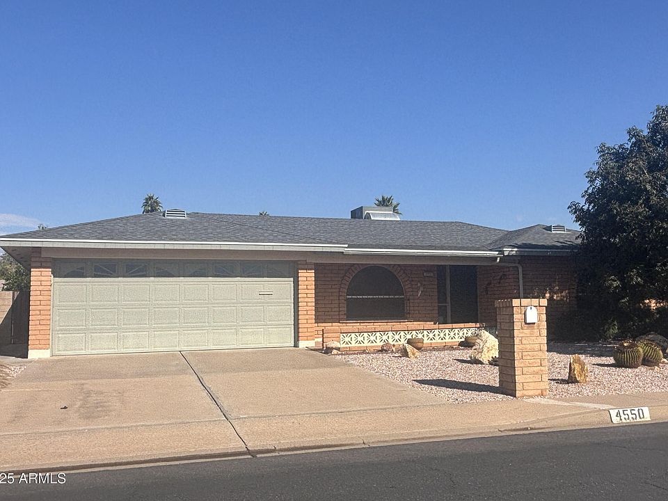 2nd image of 4550 E ESCONDIDO Avenue
