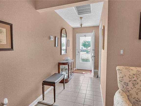 3rd image of 1251 Broadwater Dr