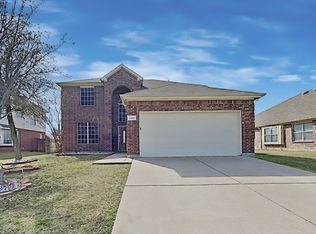 1121 Hearthstone Dr, Burleson, TX 76028
