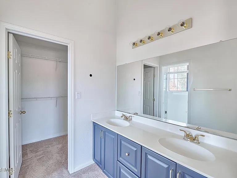 1001 N Pasadena St #61 — Photo 17