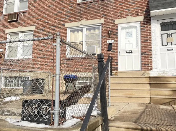 4535 Oakmont St, Philadelphia, PA 19136