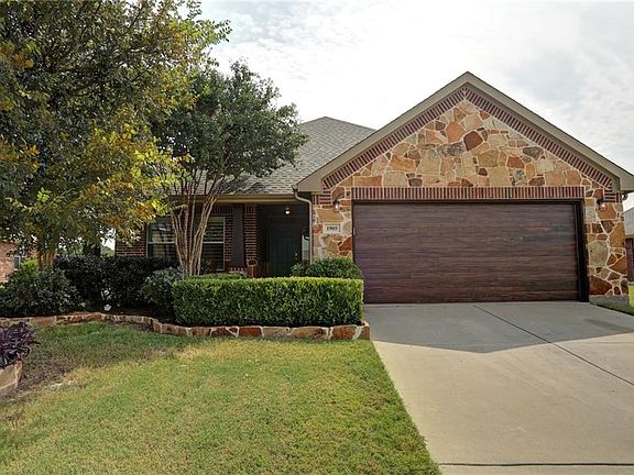 3rd image of 1905 Havenbrook Dr