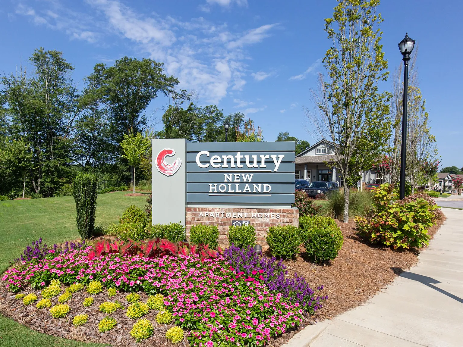 Century New Holland — Photo 3