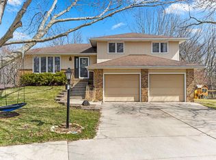 1515 W Thames Dr, Peoria, IL