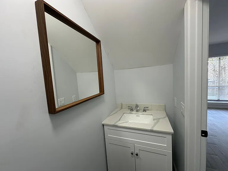 2531 Waters Edge Dr — Photo 8