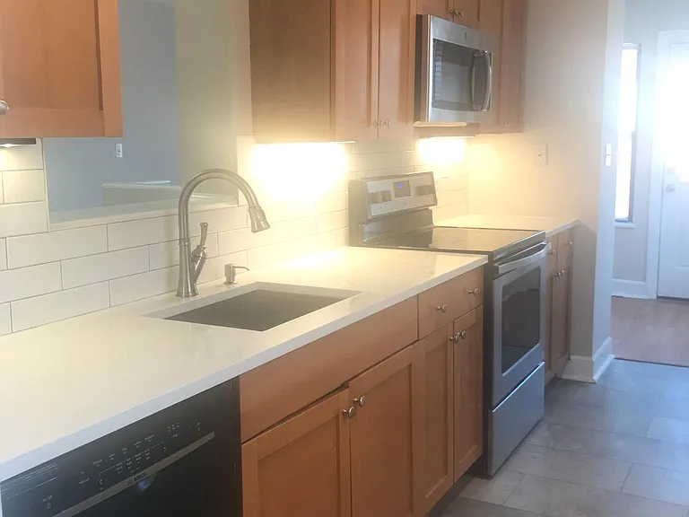 1107 Soulard St #D — Photo 1