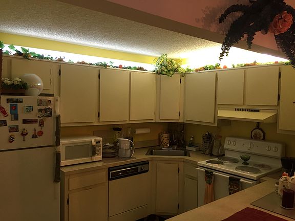 4th image of 339 Knotty Pine Cir APT A-2