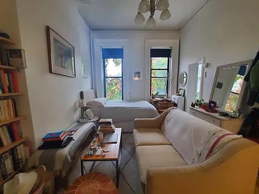 Rented by BLS Realty | media 7