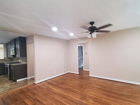 5th image of 1001 Westmont Dr