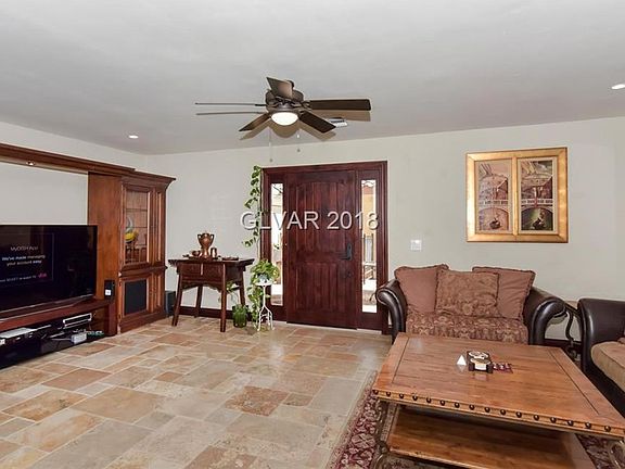 3rd image of 3007 Bel Air Dr