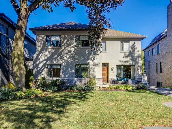 24 Cedarbank Cres, Toronto, ON M3B 3A4