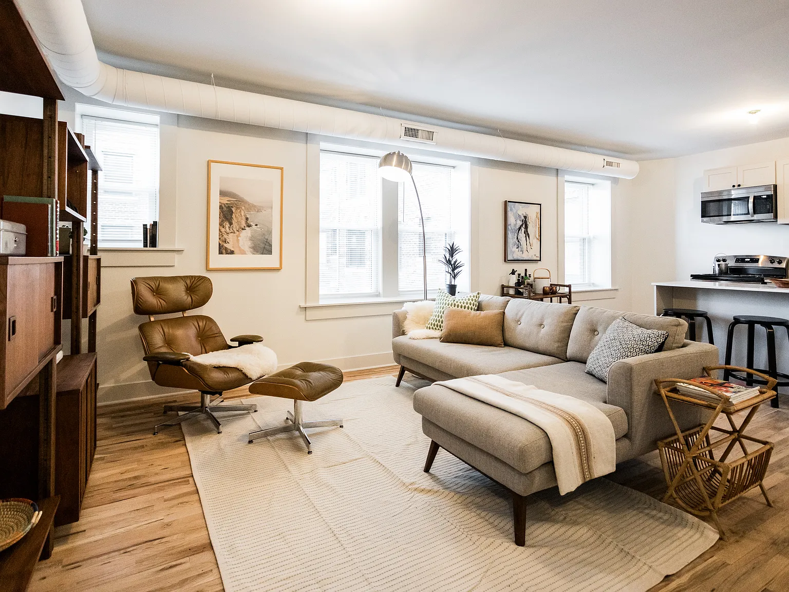 Broderick Manor — Photo 4