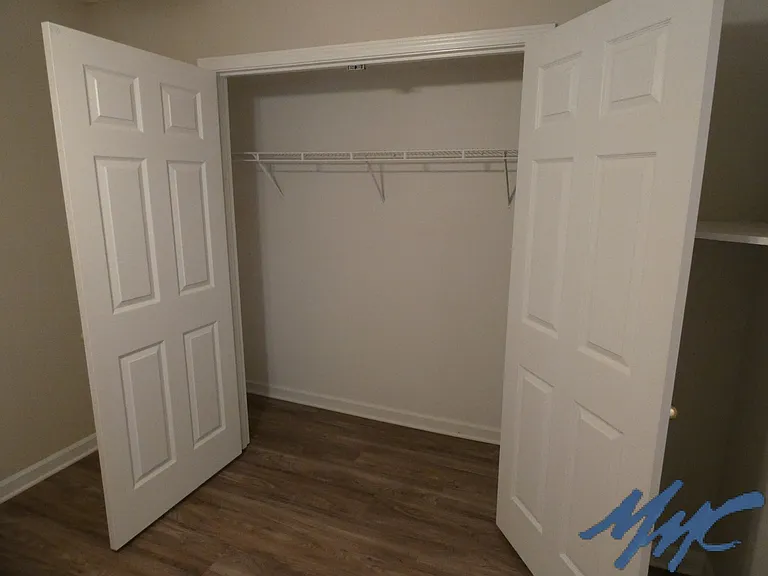 736 Greenland Dr — Photo 10