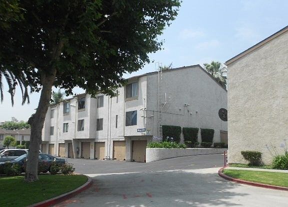 4th image of 5488 Dobbs St APT 100
