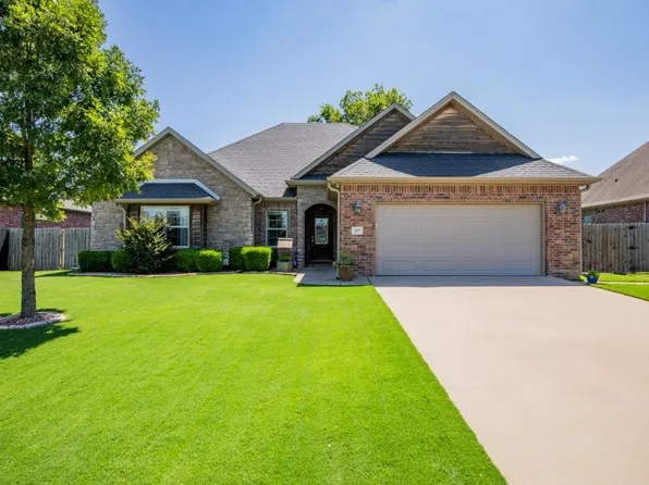 117 Saint Vincent St, Lowell, AR 72745