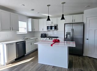 1103 Middlefield Rd, Hamel, MN 55340