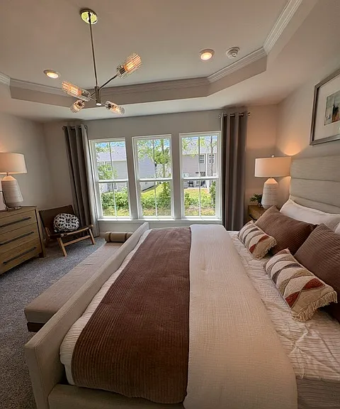 Large windows in primary for tons of natural light