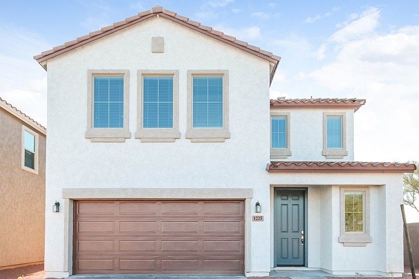 1st image of 1225 E Palomino Way