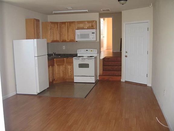 5th image of 1538 N 18th St #B