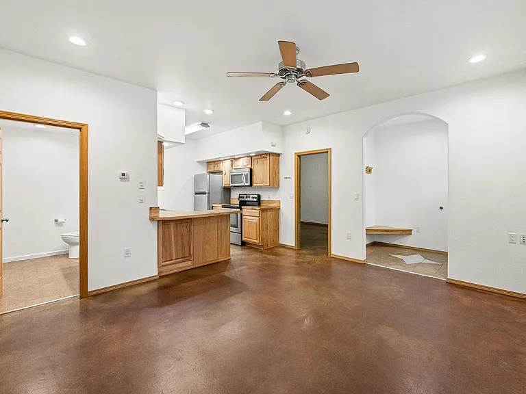 1165 Stock Rd #B — Photo 4