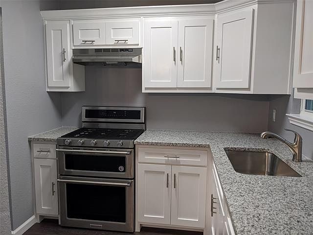 1st image of 1025 Daniels Dr