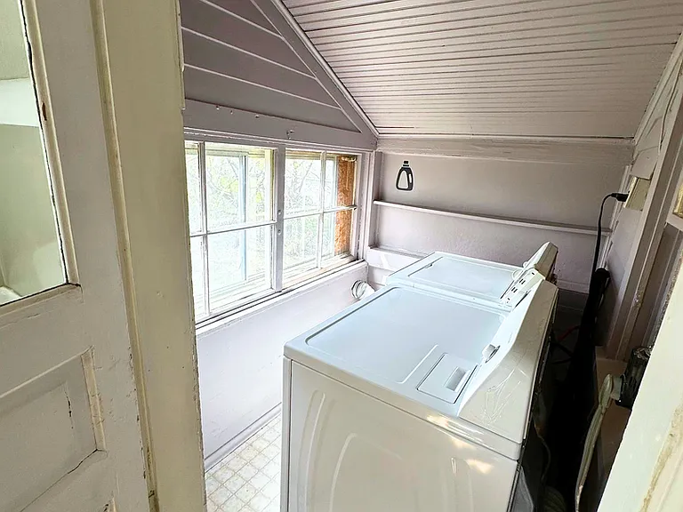 532 Franklin St — Photo 7