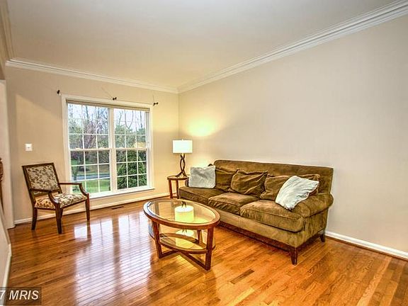 5th image of 177 Campus Lakes Ct