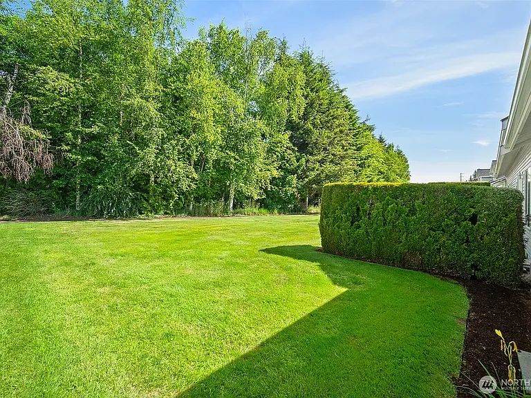 2237 James Cir #A — Photo 25