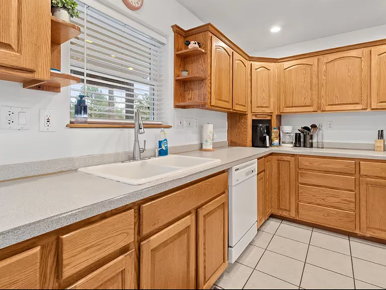 3550 W Old Linden Rd — Photo 13