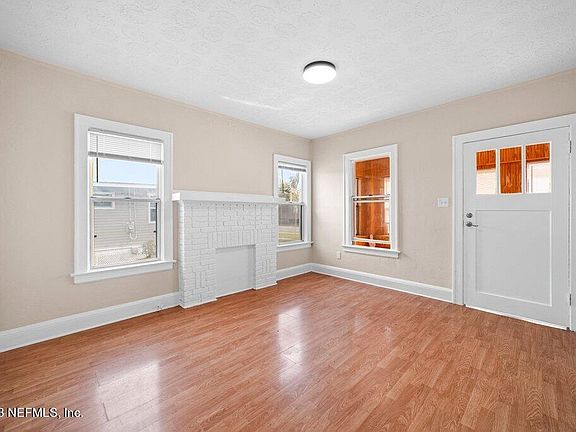 5th image of 4429 SAN JUAN Avenue