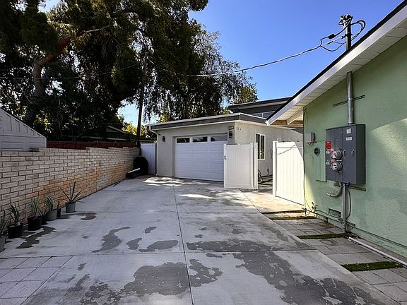 3rd image of 2032 Wetherly Way