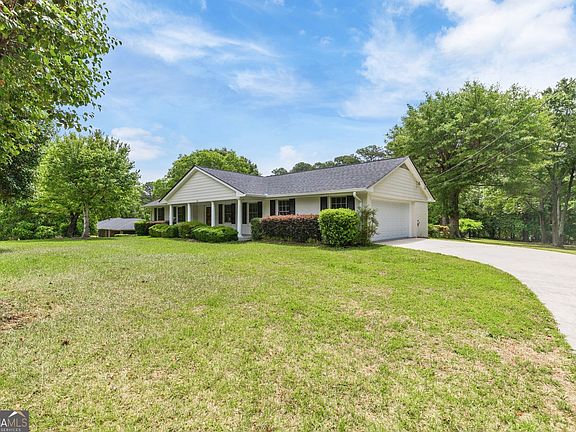 2nd image of 256 Teresa Ln