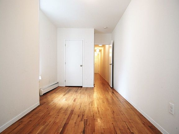 5th image of 310 W 112th St APT 3B
