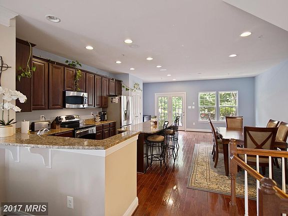 5th image of 7234 Dorchester Woods Ln